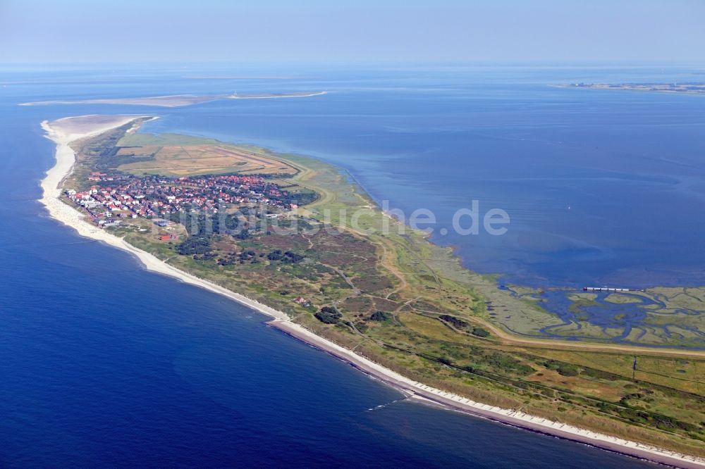 Wangerooge von oben - Ostfriesische Insel Wangerooge im Bundesland Niedersachsen