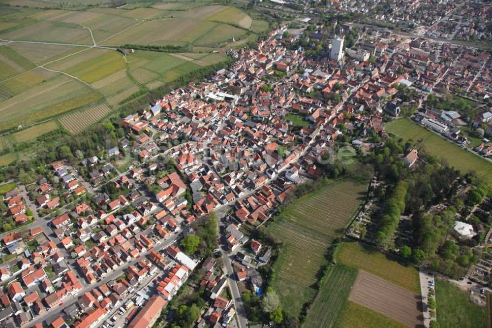 Luftaufnahme OSTHOFEN - Osthofen im Wonnegau im rheinland-pfälzischen Landkreis Alzey-Worms