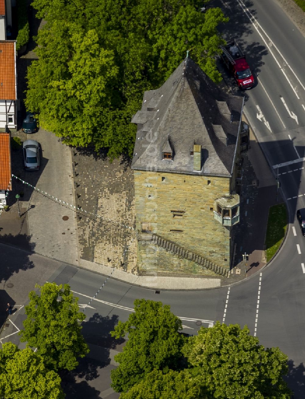 Luftbild Soest - Osthofentor an der alten Stadtmauer im Zentrum der Altstadt in Soest im Bundesland Nordrhein-Westfalen