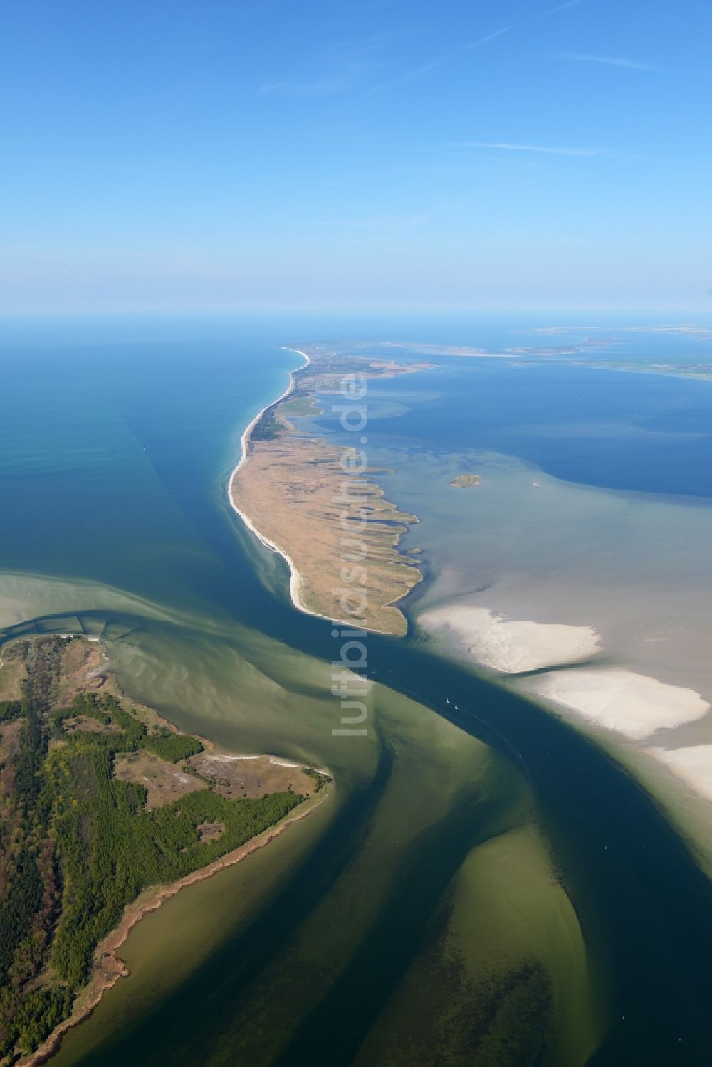 Insel Hiddensee aus der Vogelperspektive: Ostseeküste in Insel Hiddensee im Bundesland Mecklenburg-Vorpommern