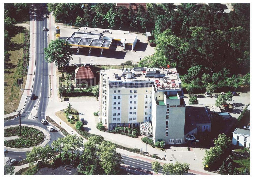 Schwarzheide / Brandenburg von oben - Page - Hotel am südlichen Werksgelände der BASF - Schwarzheide .