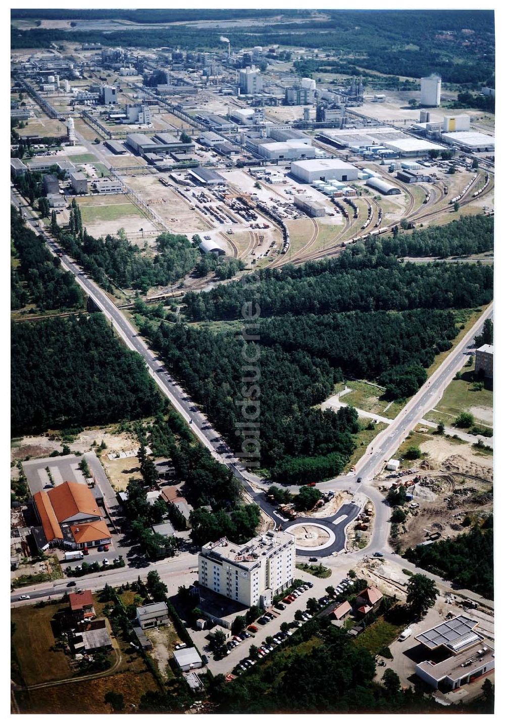 Schwarzheide / BRB von oben - PAGE - Hotel am Werksgelände der BASF - Schwarzheide.