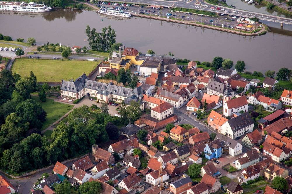 Luftbild Kreuzwertheim - Palais Corps de logis in Kreuzwertheim im Bundesland Bayern, Deutschland