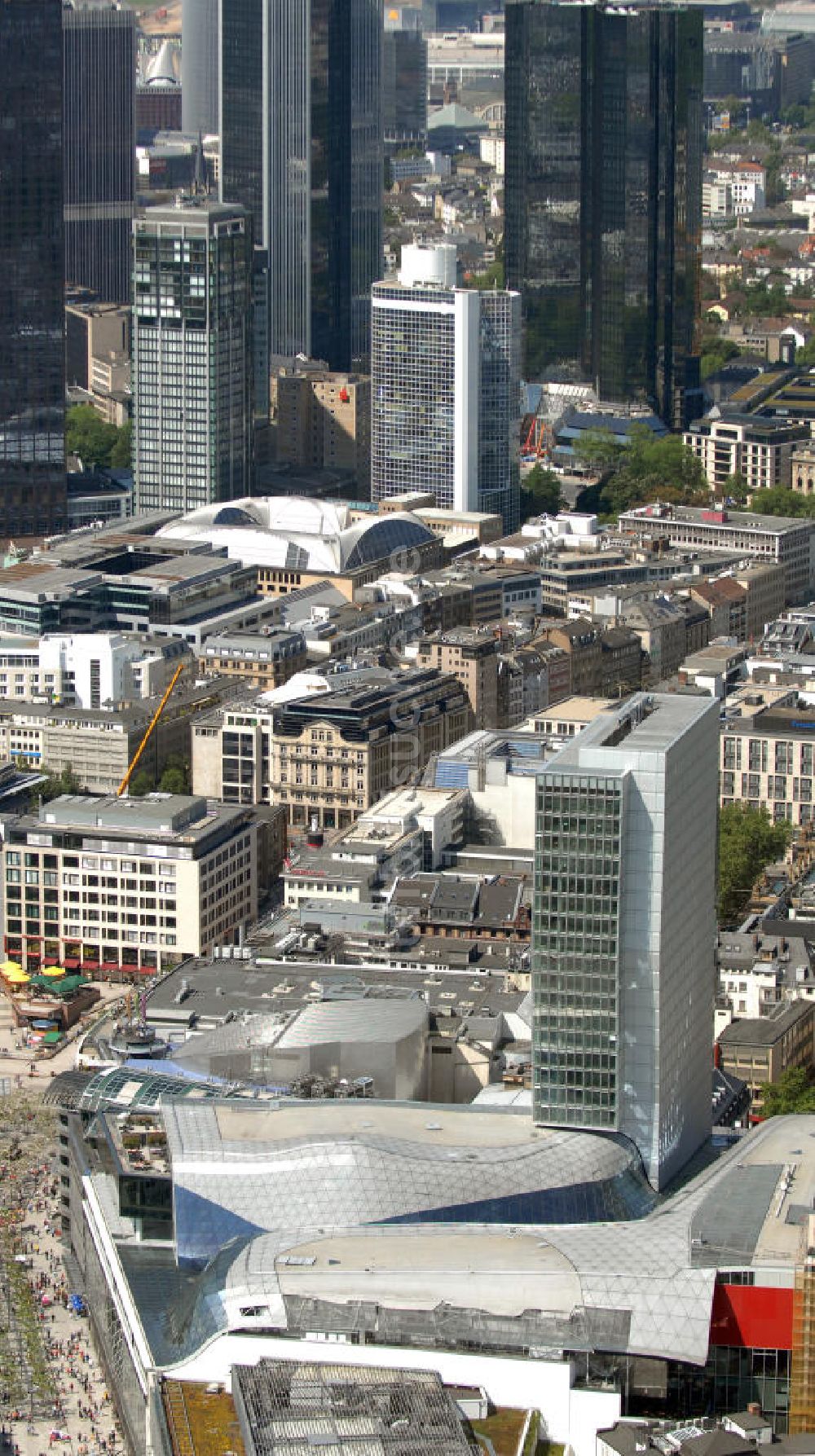 Frankfurt am Main aus der Vogelperspektive: Palais Quartier im Zentrum von Frankfurt / Main