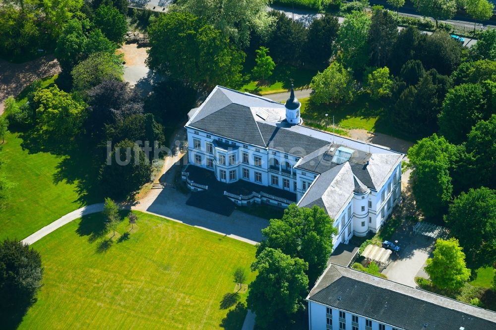 Luftbild Bonn - Palais Schaumburg an der Adenauerallee im Ortsteil Gronau in Bonn im Bundesland Nordrhein-Westfalen, Deutschland