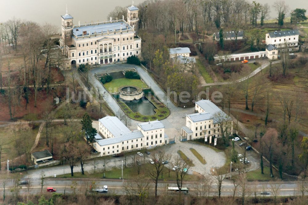 Dresden aus der Vogelperspektive: Palais des Schloss Albrechtsberg in Dresden im Bundesland Sachsen, Deutschland