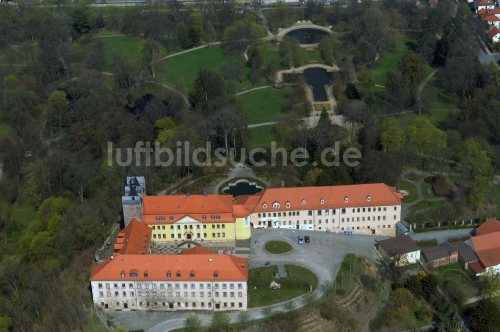 Ballenstedt aus der Vogelperspektive: Palais des Schloss Ballenstedt am Schloßplatz in Ballenstedt im Bundesland Sachsen-Anhalt, Deutschland