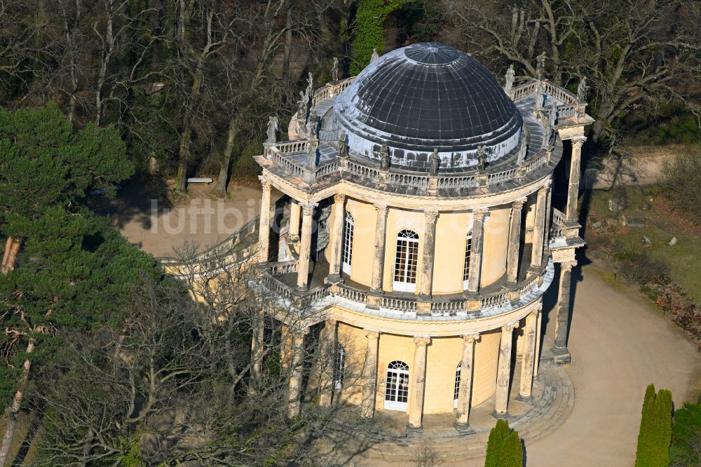 Potsdam aus der Vogelperspektive: Palais des Schloss Belvedere auf dem Klausberg in Potsdam im Bundesland Brandenburg