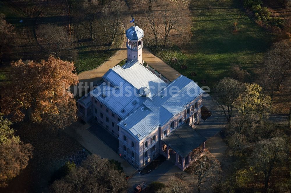 Luftaufnahme Berlin - Palais des Schloss Biesdorf in Berlin