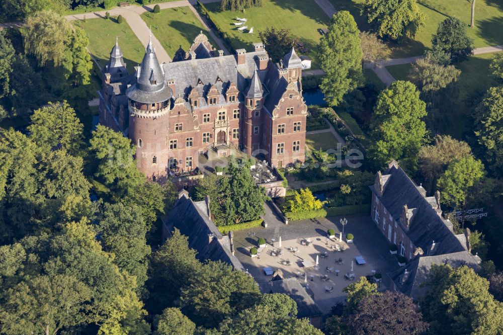 Luftaufnahme Nettetal - Palais des Schloss Chateauform' Schloss Krickenbeck in Nettetal im Bundesland Nordrhein-Westfalen, Deutschland