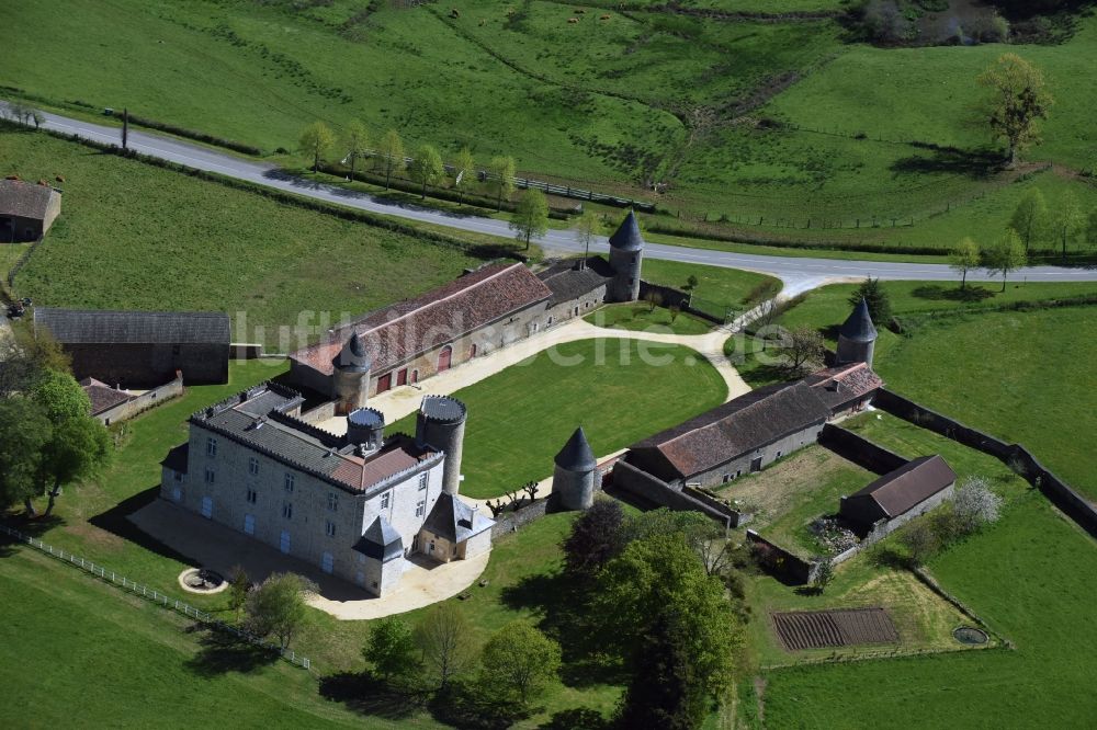 Luftaufnahme Cussac - Palais des Schloss in Cussac in Aquitaine Limousin Poitou-Charentes, Frankreich