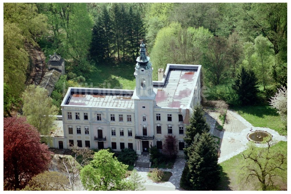 Schönwalde aus der Vogelperspektive: Palais des Schloss Dammsmühle in Schönwalde im Bundesland Brandenburg, Deutschland