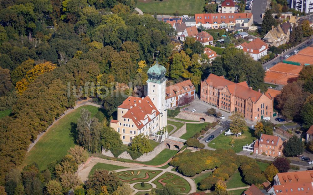 Delitzsch von oben - Palais des Schloss Delitsch in Delitzsch im Bundesland Sachsen, Deutschland