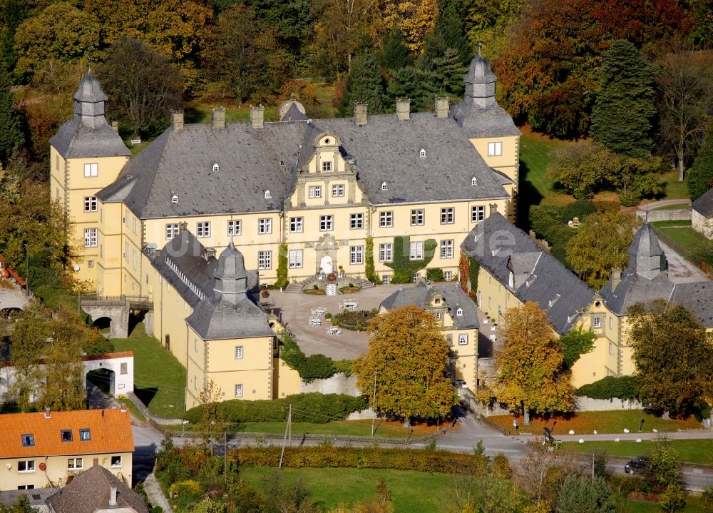 Eringerfeld von oben - Palais des Schloss in Eringerfeld im Bundesland Nordrhein-Westfalen, Deutschland