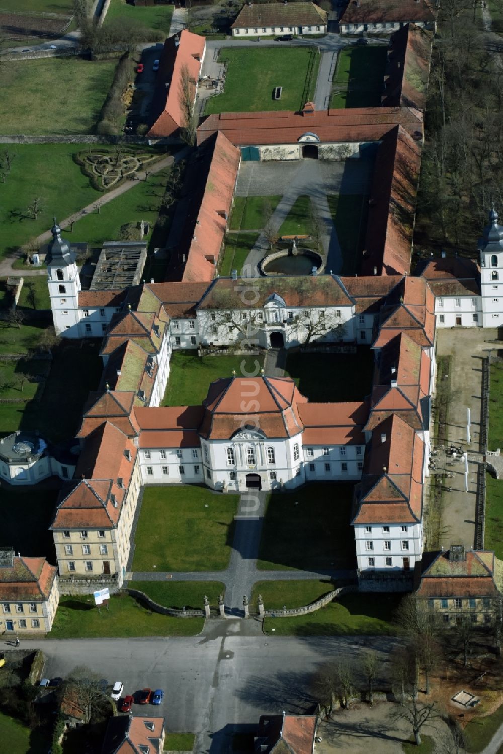Luftbild Eichenzell - Palais des Schloss Fasanerie in Eichenzell im Bundesland Hessen