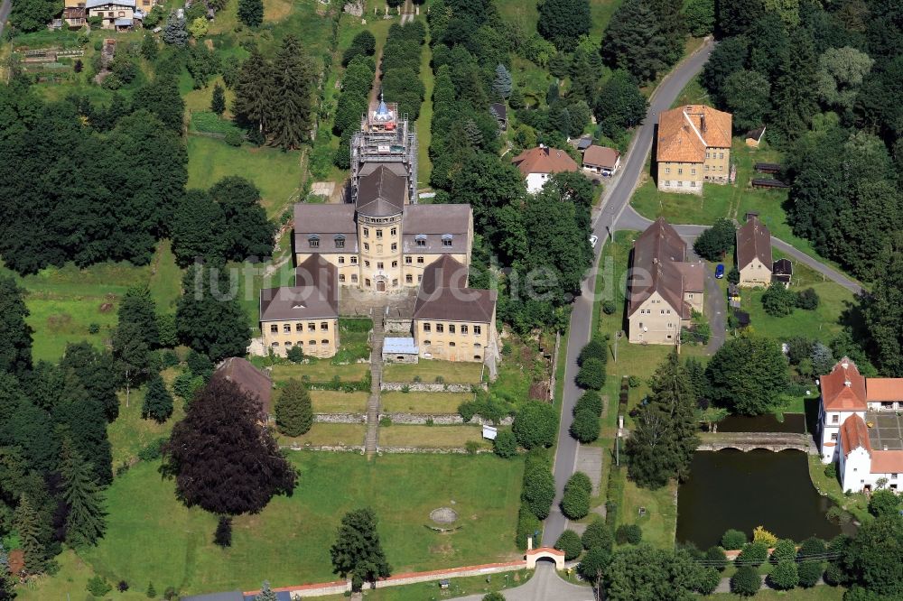 Hainewalde von oben - Palais des Schloss in Hainewalde im Bundesland Sachsen, Deutschland