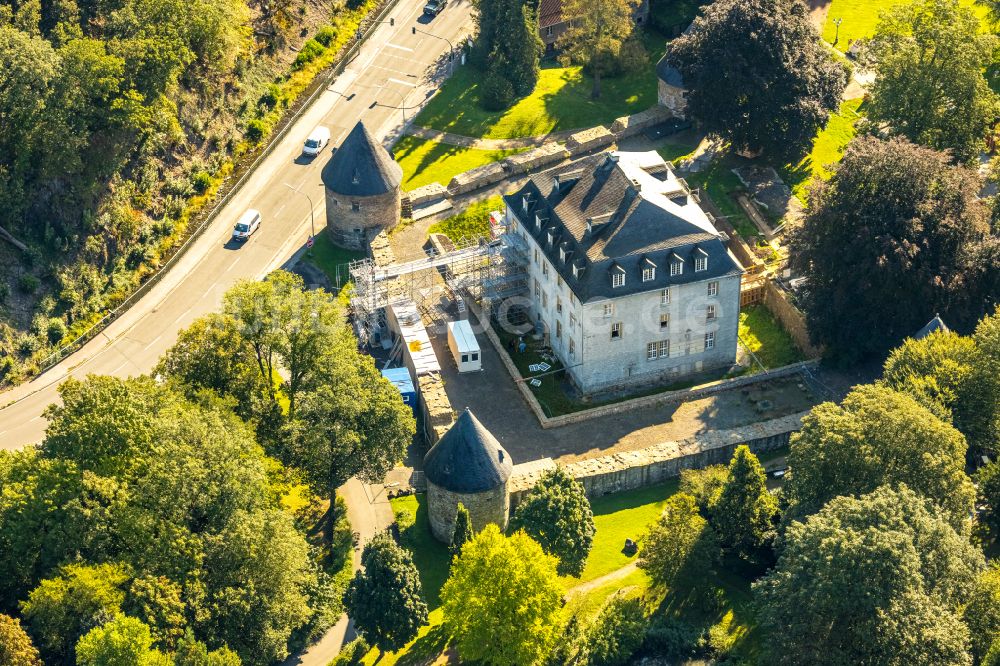 Luftaufnahme Donnenberg - Palais des Schloss Hardenberg in Donnenberg im Bundesland Nordrhein-Westfalen, Deutschland