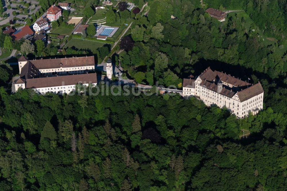 Heiligenberg aus der Vogelperspektive: Palais des Schloss in Heiligenberg im Bundesland Baden-Württemberg, Deutschland