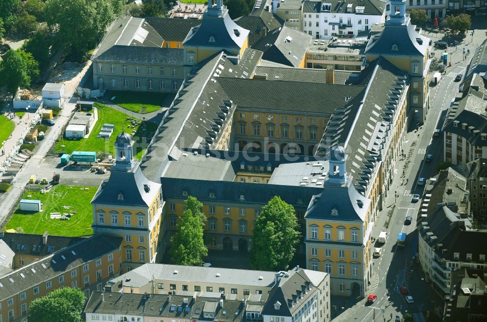 Bonn aus der Vogelperspektive: Palais des Schloss Kurfürstliches Schloss und Campus Universität in Bonn im Bundesland Nordrhein-Westfalen, Deutschland