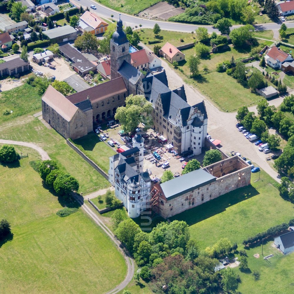 Luftaufnahme Gommern - Palais des Schloss Leitzkau in Gommern im Bundesland Sachsen-Anhalt, Deutschland