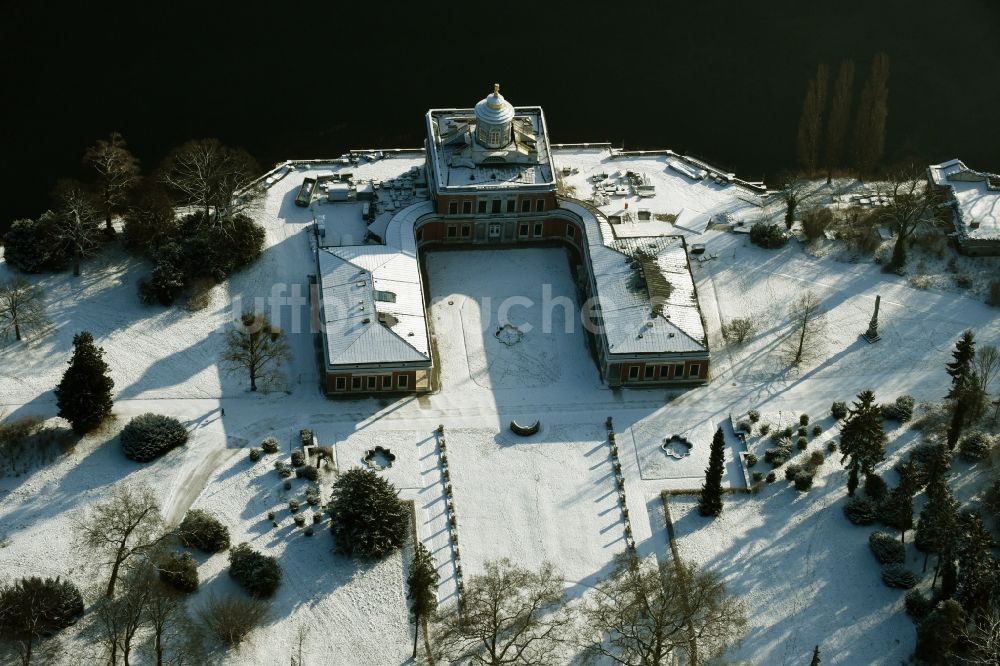 Luftaufnahme Potsdam - Palais des Schloss Marmorpalais Im Neuen Garten in Potsdam im Bundesland Brandenburg