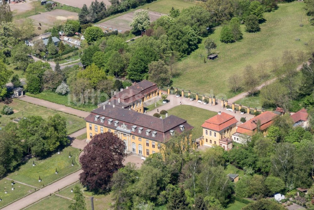 Mosigkau von oben - Palais des Schloss in Mosigkau im Bundesland Sachsen-Anhalt