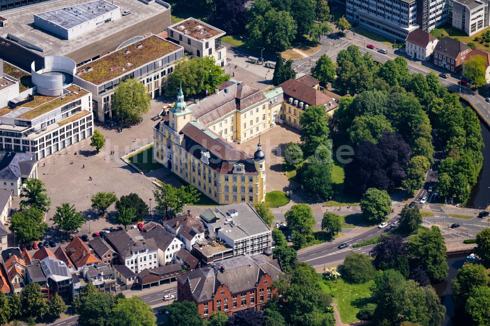 Luftaufnahme Oldenburg - Palais des Schloss Oldenburger Schloss in Oldenburg im Bundesland Niedersachsen, Deutschland