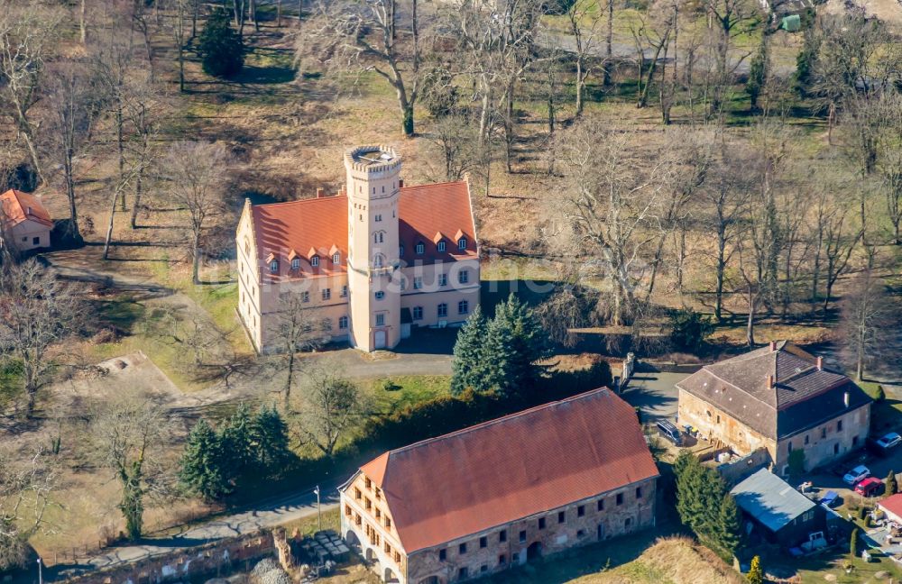 Luftaufnahme Parthenstein - Palais des Schloss Pomßen in Parthenstein im Bundesland Sachsen, Deutschland