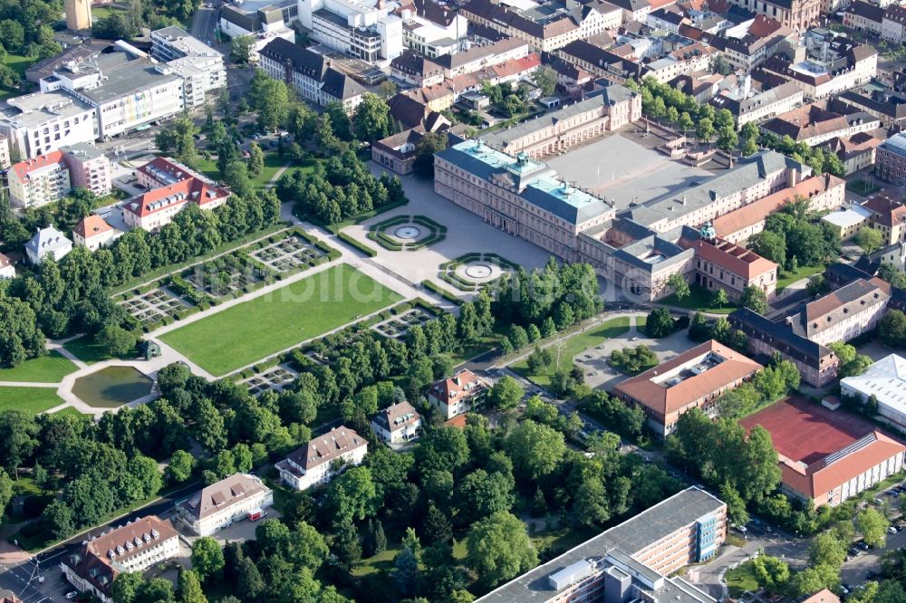 Luftbild Rastatt - Palais des Schloss - Residenzschloss Rastatt in Rastatt im Bundesland Baden-Württemberg