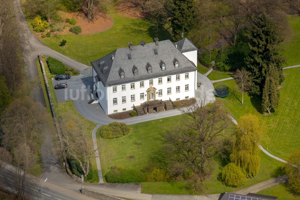 Luftaufnahme Ostwig - Palais des Schloss Rittergut Haus Ostwig in Ostwig im Bundesland Nordrhein-Westfalen, Deutschland