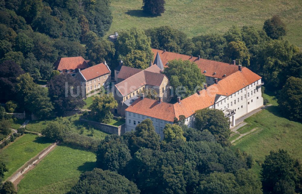 Luftaufnahme Cappenberg - Palais des Schloss Schloss Cappenberg in Cappenberg im Bundesland Nordrhein-Westfalen, Deutschland