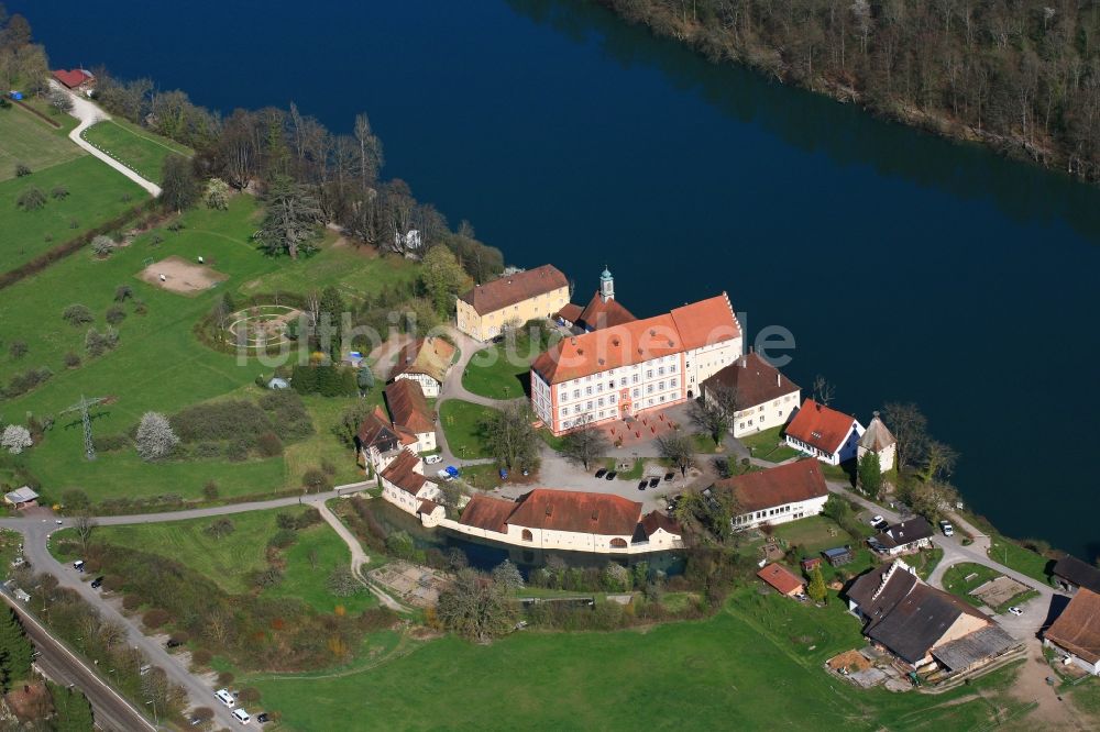 Luftaufnahme Rheinfelden (Baden) - Palais des Schloss und Schlosshotel Beuggen in Rheinfelden (Baden) im Bundesland Baden-Württemberg, Deutschland