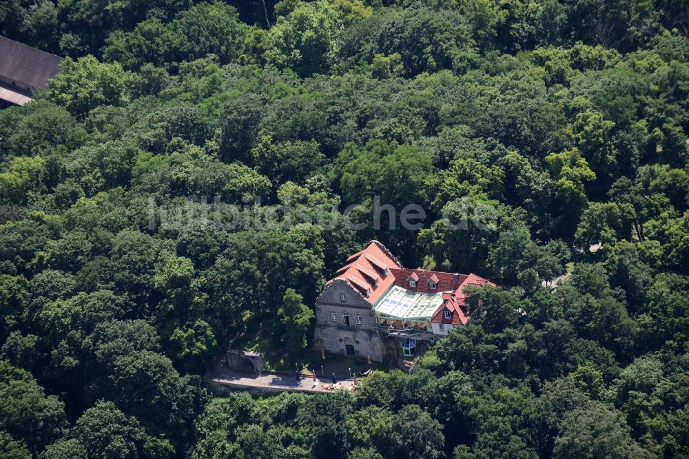 Halberstadt von oben - Palais des Schloss Spiegelsberge in Halberstadt im Bundesland Sachsen-Anhalt