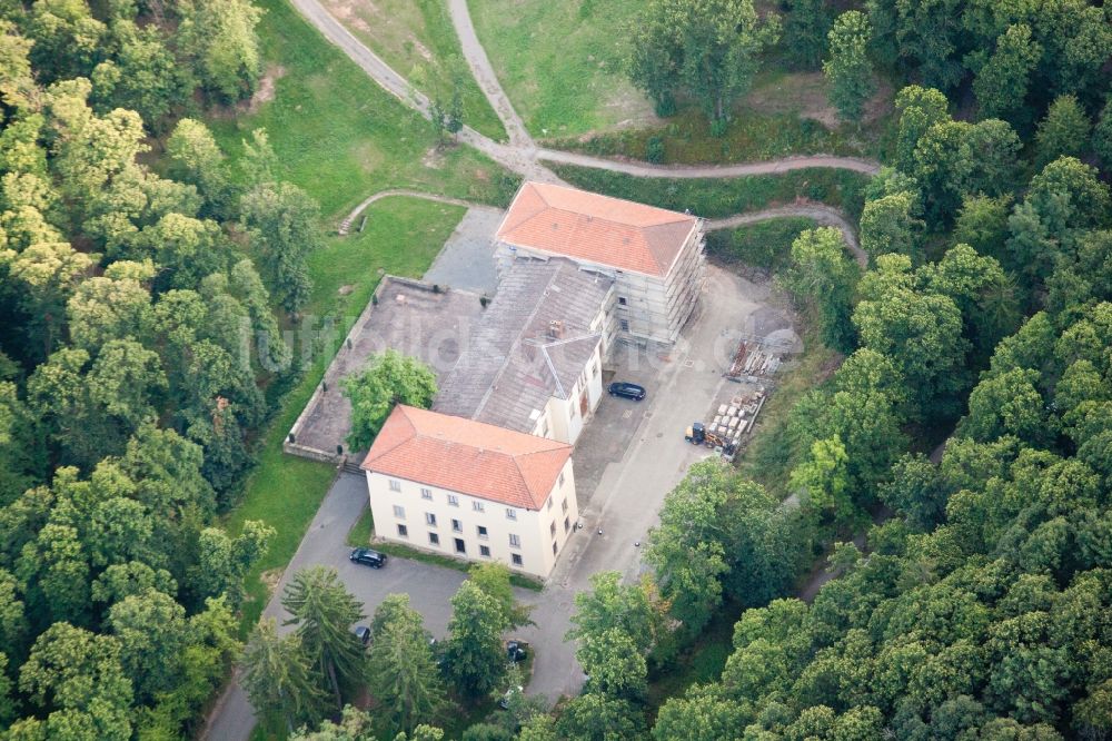 Edenkoben von oben - Palais des Schloss Villa Ludwigshöhe in Edenkoben im Bundesland Rheinland-Pfalz