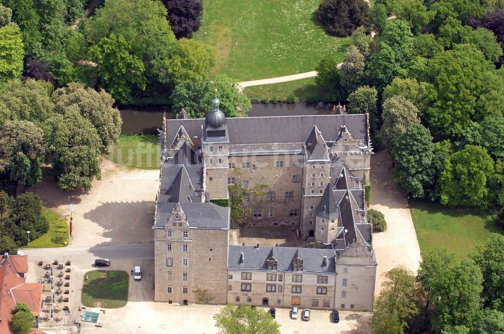 Wolfsburg von oben - Palais des Schloss in Wolfsburg im Bundesland Niedersachsen, Deutschland