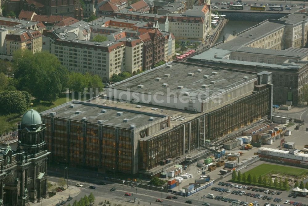 Berlin von oben - Palast der Republik Berlin