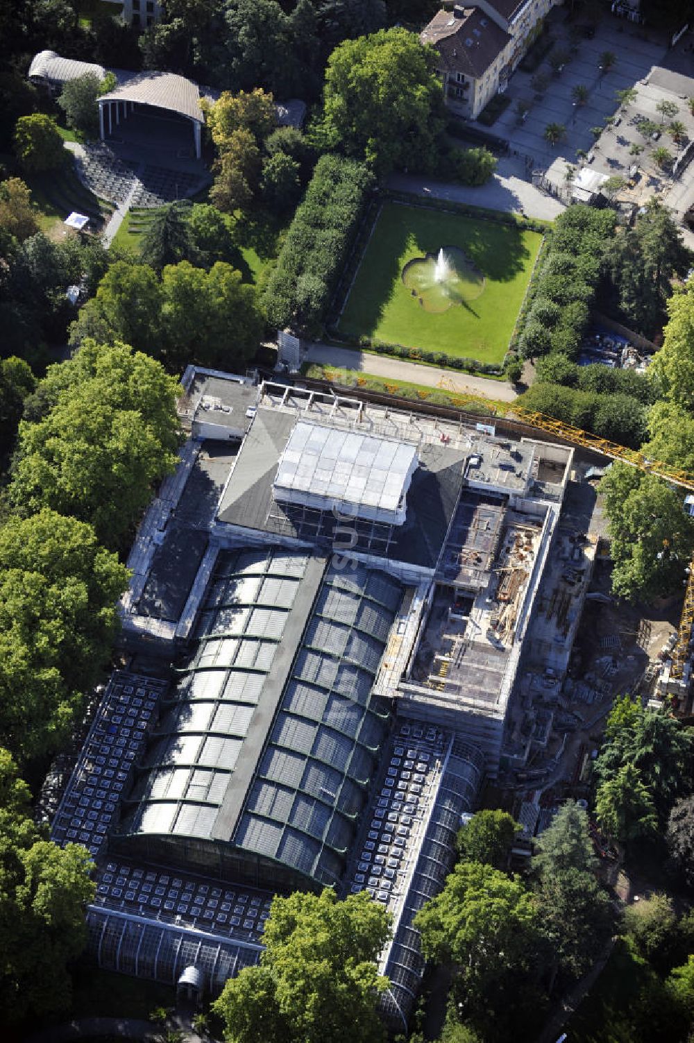 Luftbild Frankfurt am Main - Palmen- und Gesellschaftshaus im Palmengarten in Frankfurt am Main