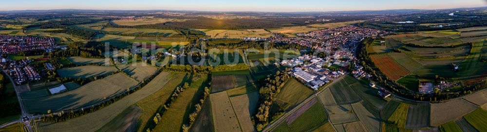 Linkenheim-Hochstetten von oben - Panorama der Ortsansicht in Linkenheim-Hochstetten im Bundesland Baden-Württemberg, Deutschland