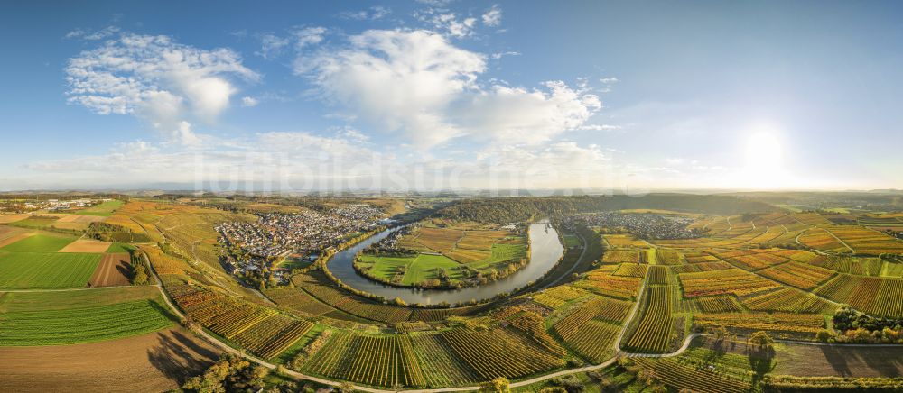 Luftaufnahme Mundelsheim - Panorama Weinbergs- Landschaft der Winzer- Gebiete in Mundelsheim im Bundesland Baden-Württemberg, Deutschland