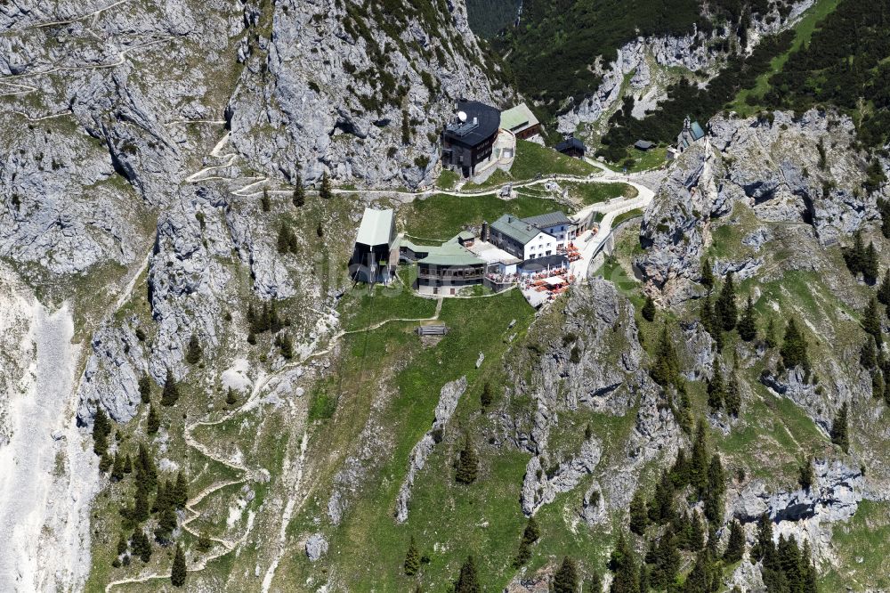 Bayrischzell aus der Vogelperspektive: Panoramarestaurant am Gipfel des Wendelsteinmassivs bei Bayrischzell im Bundesland Bayern