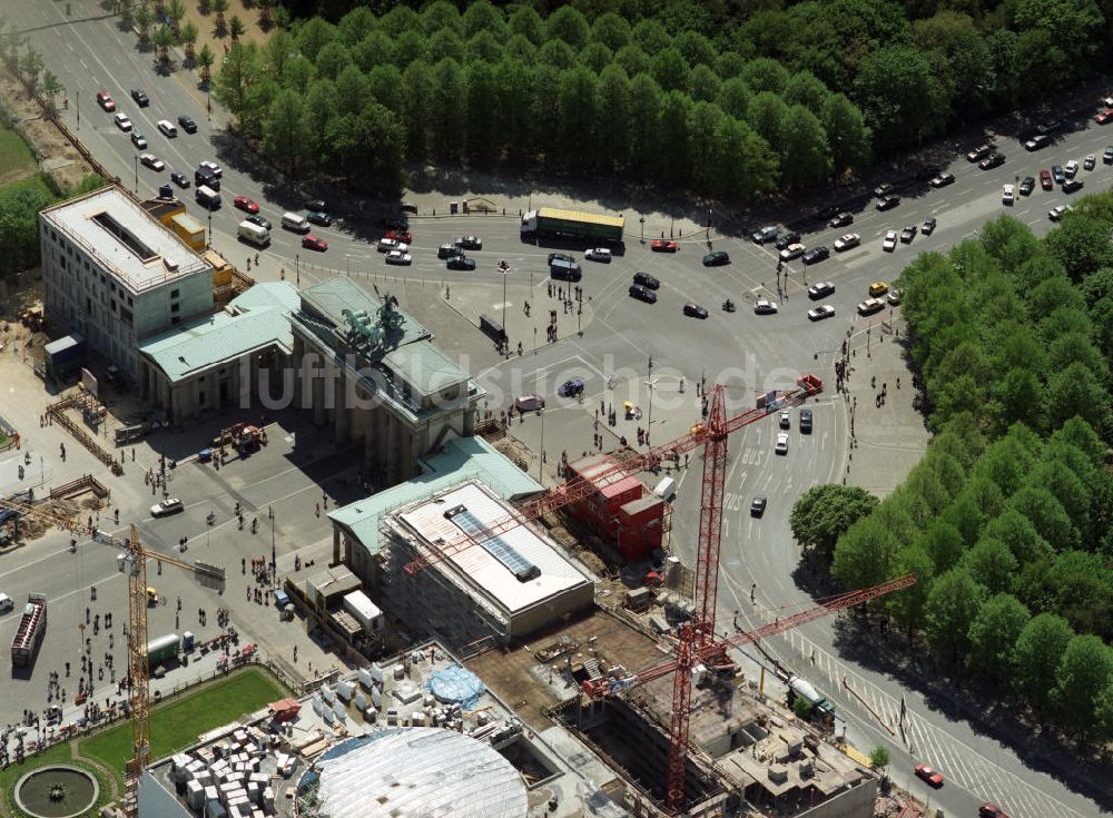 Luftaufnahme Berlin - Pariser Platz in Berlin