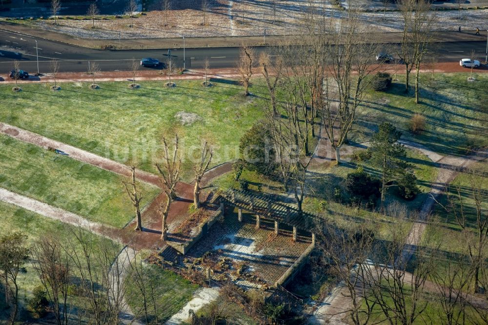 Luftbild Bochum - Parkanlage an der Bahnhofsstraße im Ortsteil Wattenscheid in Bochum im Bundesland Nordrhein-Westfalen