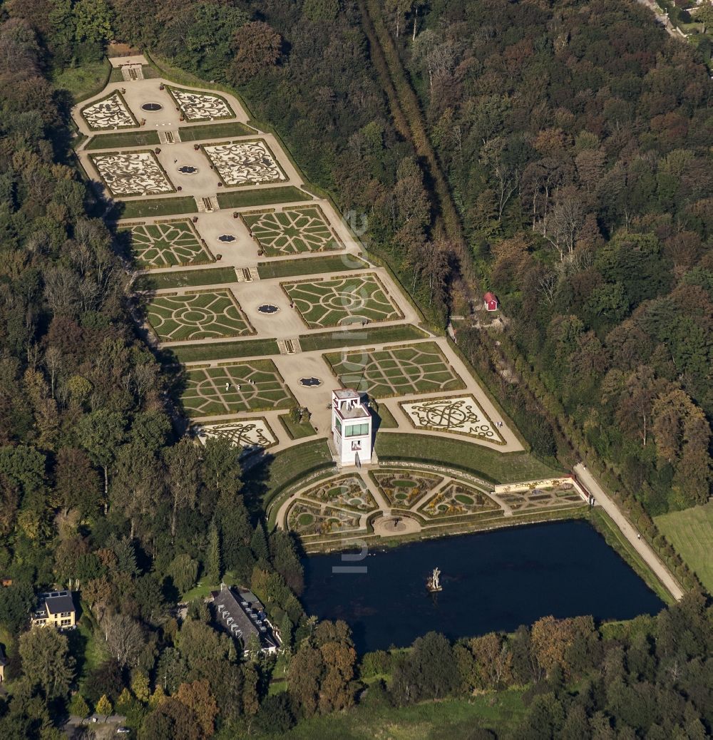 Luftaufnahme Schleswig - Parkanlage eines Barockgarten beim Schloss Gottorf im Ortsteil Annettenhöh in Schleswig im Bundesland Schleswig-Holstein