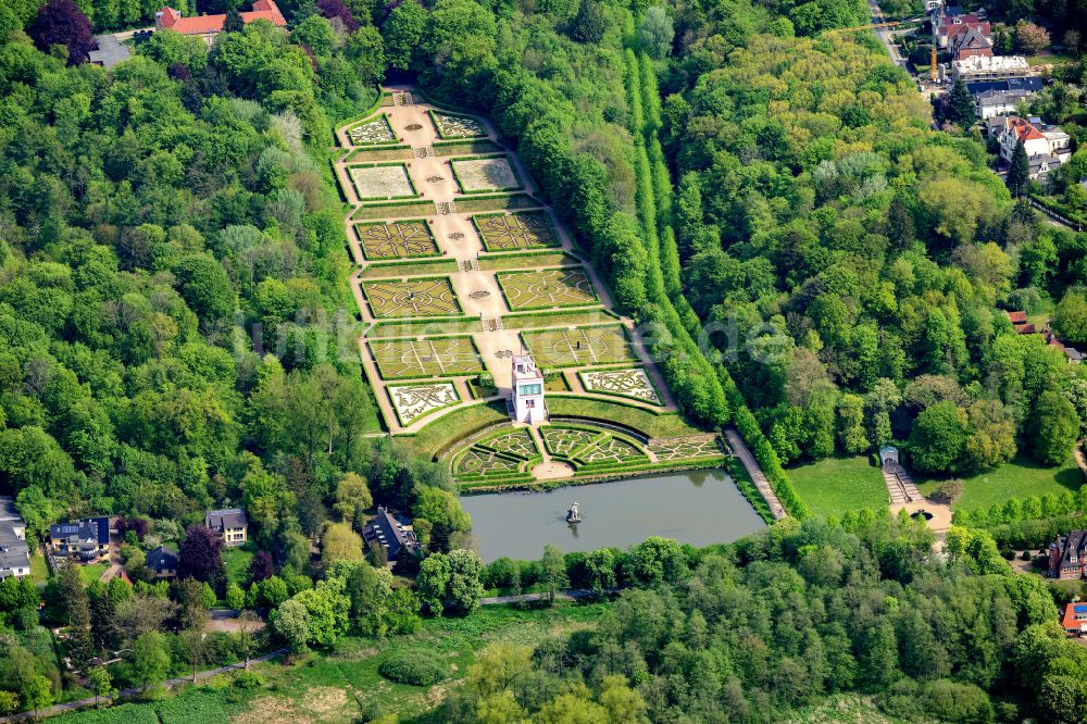 Schleswig aus der Vogelperspektive: Parkanlage eines Barockgarten beim Schloss Gottorf im Ortsteil Annettenhöh in Schleswig im Bundesland Schleswig-Holstein