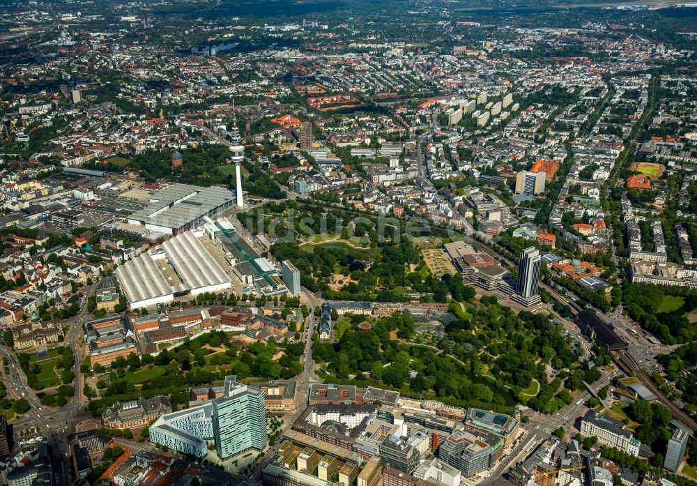 Luftaufnahme Hamburg - Parkanlage Botanischer Garten - Wallringpark in Hamburg