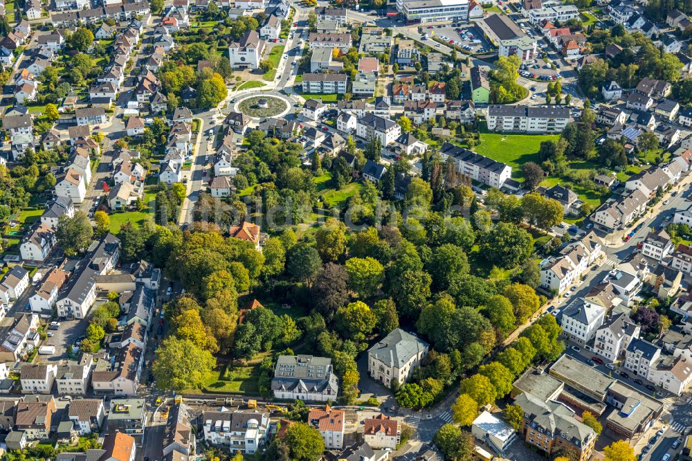 Arnsberg aus der Vogelperspektive: Parkanlage Brökelmanns Park in Arnsberg im Bundesland Nordrhein-Westfalen, Deutschland