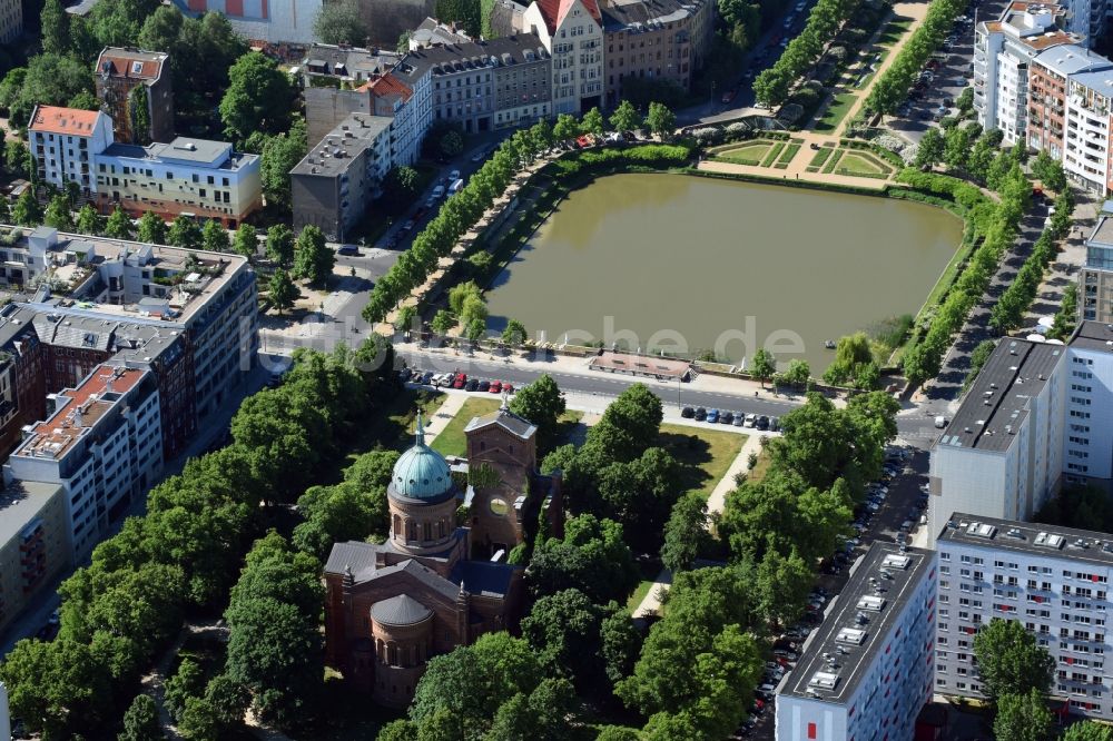 Luftaufnahme Berlin - Parkanlage Engelbecken Kreuzberg in Berlin