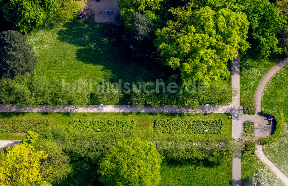 Herne aus der Vogelperspektive: Parkanlage Herner Stadtgarten in Herne im Bundesland Nordrhein-Westfalen, Deutschland