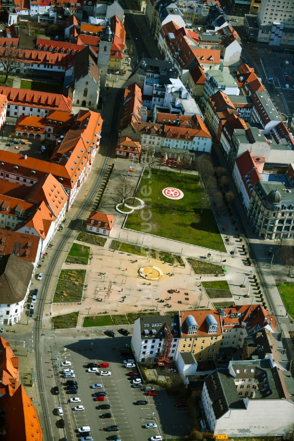 Luftaufnahme Erfurt - Parkanlage Hirschgarten an der Regierungsstraße in Erfurt im Bundesland Thüringen, Deutschland