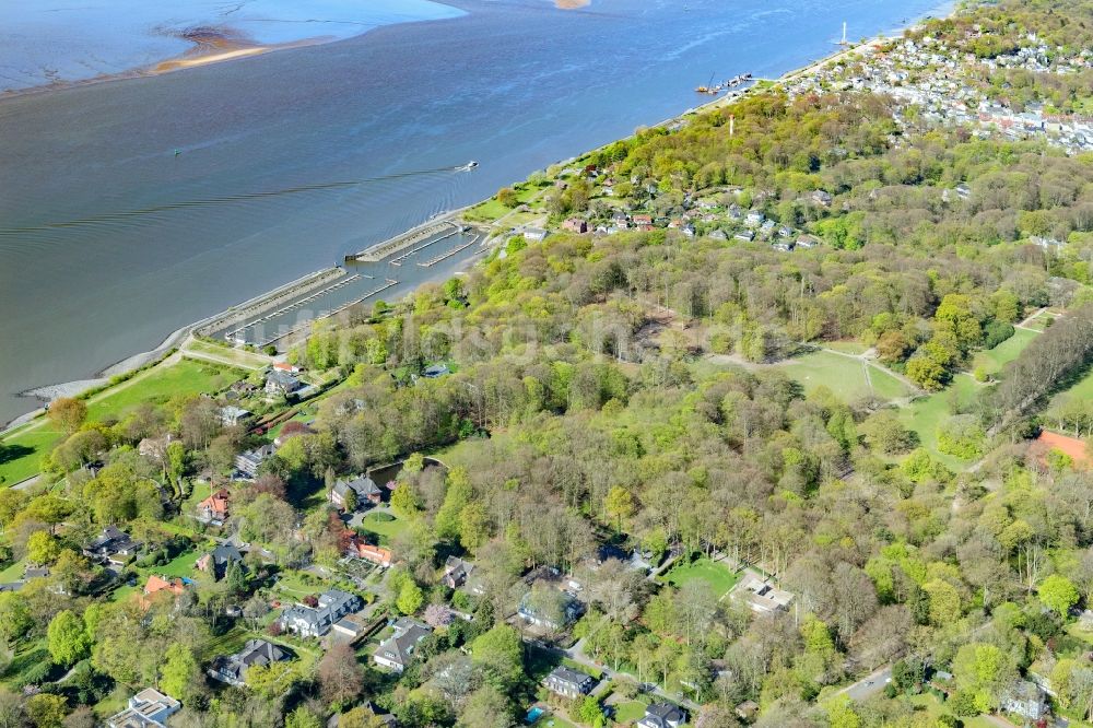 Luftaufnahme Hamburg - Parkanlage des Hirschpark am Flussverlauf der Elbe im Ortsteil Nienstedten in Hamburg, Deutschland